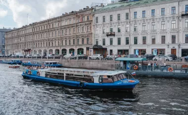 Аренда теплохода Дюймовочка